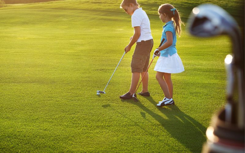 Fun Things to Do in Alicante with Kids_Golf clubs