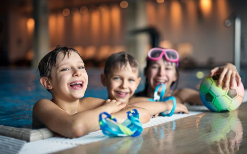 Fun Things to do in Denia With Kids_Municipal Swimming Pool