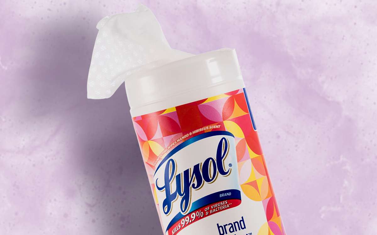 Can You Bring Lysol Wipes on a Plane Featured Image