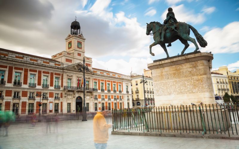 Beautiful Cities in Spain to Visit This Year_Madrid_Puerta del Sol