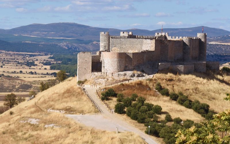 20 Incredible Castles in Spain You Have to See_Castle of Jadraque