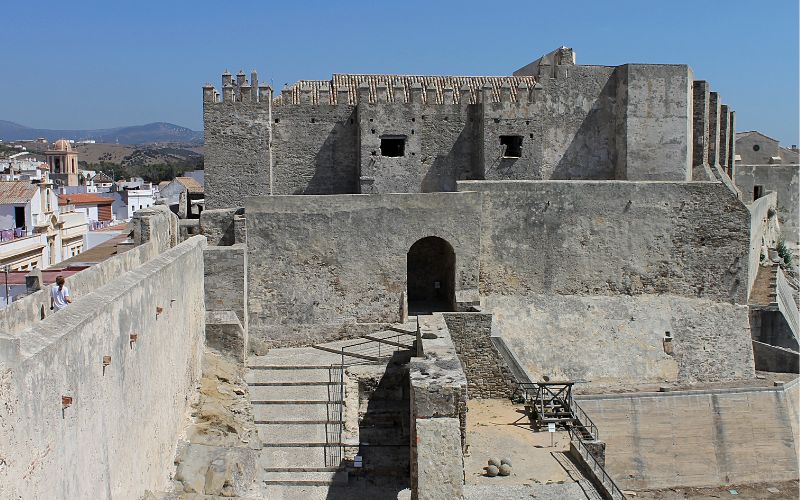 Castles in Spain You Have to See_Guzmán el Bueno Castle